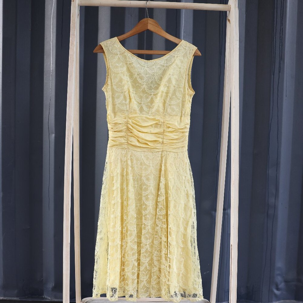 1950s-1960s Vintage Yellow Lace Party Dress